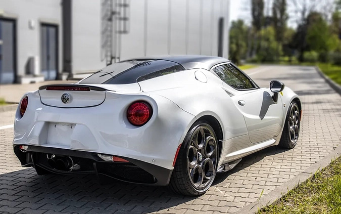 Alfa Romeo 4C cena 398000 przebieg: 20000, rok produkcji 2017 z Łódź małe 106